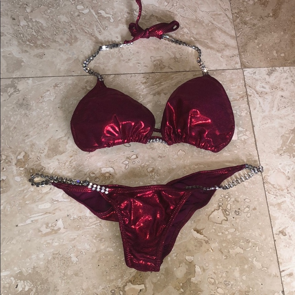 Competition Bikini - image 1